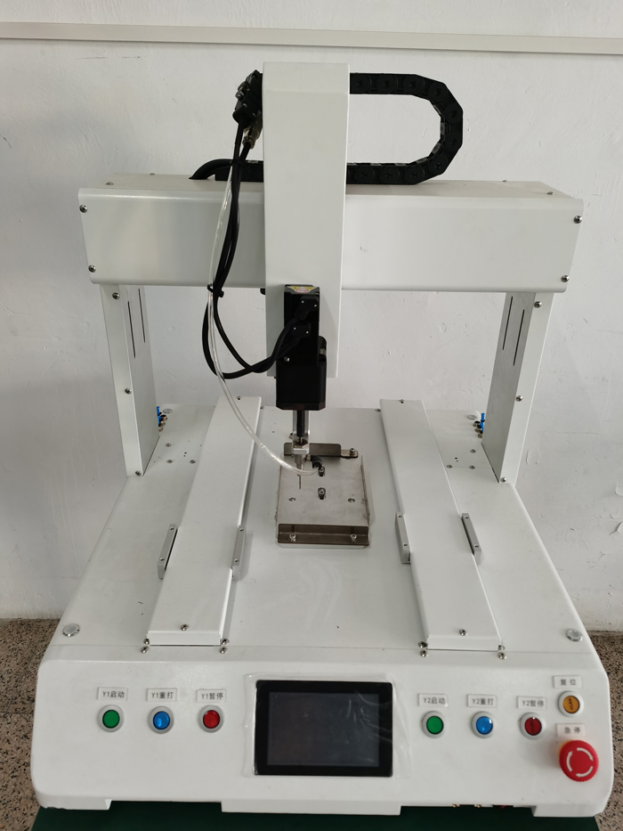 深圳自動(dòng)螺絲機(jī)